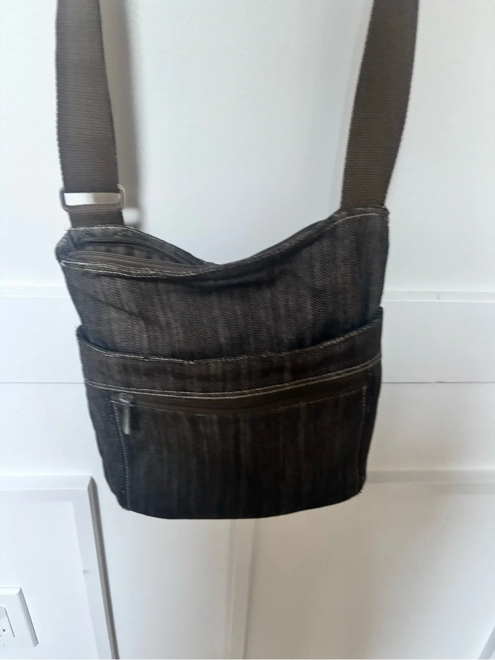 thirty-one Dark Brown Men's Messenger Crossbody Bag
